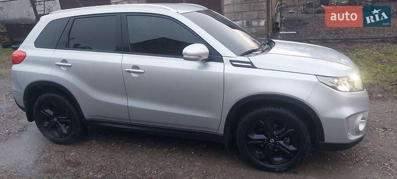 Внедорожник / Кроссовер Suzuki Vitara 2018 в Днепре