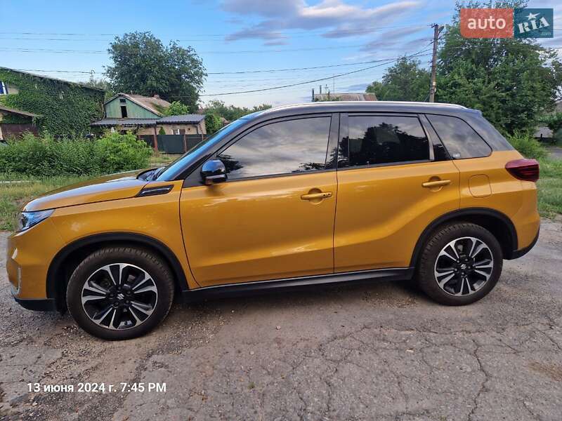 Позашляховик / Кросовер Suzuki Vitara 2019 в Дніпрі