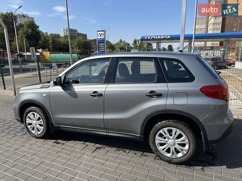 Позашляховик / Кросовер Suzuki Vitara 2017 в Черкасах