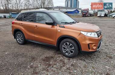 Внедорожник / Кроссовер Suzuki Vitara 2015 в Киеве