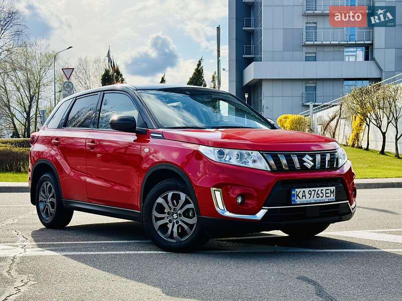 Внедорожник / Кроссовер Suzuki Vitara 2021 в 