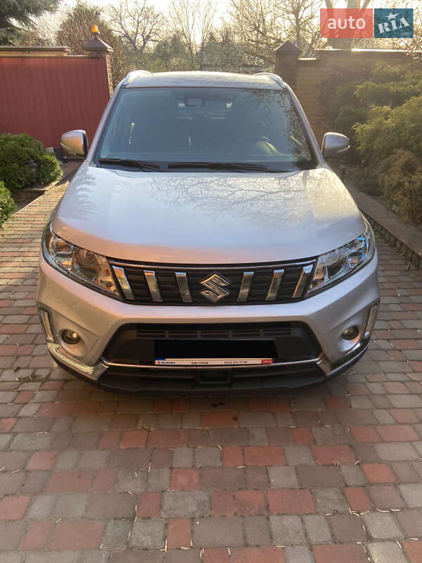 Внедорожник / Кроссовер Suzuki Vitara 2019 в 
