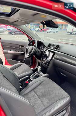 Позашляховик / Кросовер Suzuki Vitara 2019 в 