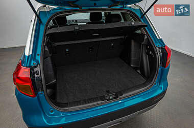 Внедорожник / Кроссовер Suzuki Vitara 2018 в 