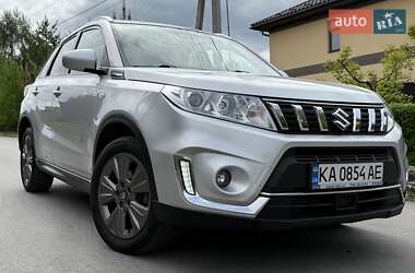 Внедорожник / Кроссовер Suzuki Vitara 2019 в 