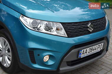 Позашляховик / Кросовер Suzuki Vitara 2017 в 