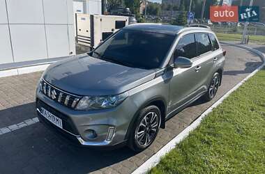Позашляховик / Кросовер Suzuki Vitara 2020 в 