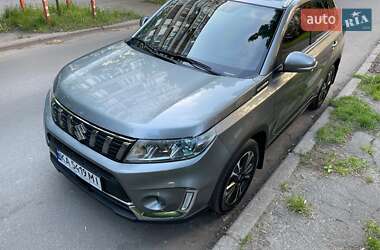 Позашляховик / Кросовер Suzuki Vitara 2020 в 