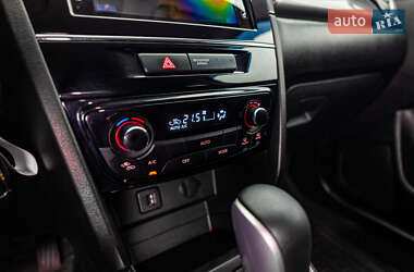 Позашляховик / Кросовер Suzuki Vitara 2019 в 