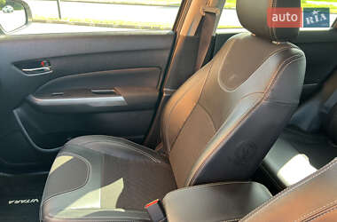 Позашляховик / Кросовер Suzuki Vitara 2020 в  фото 14 Позашляховик / Кросовер Suzuki Vitara 2020 в