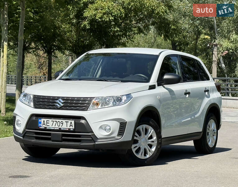Внедорожник / Кроссовер Suzuki Vitara 2023 в Днепре
