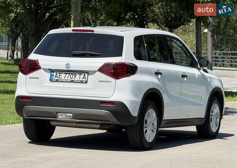 Внедорожник / Кроссовер Suzuki Vitara 2023 в Днепре