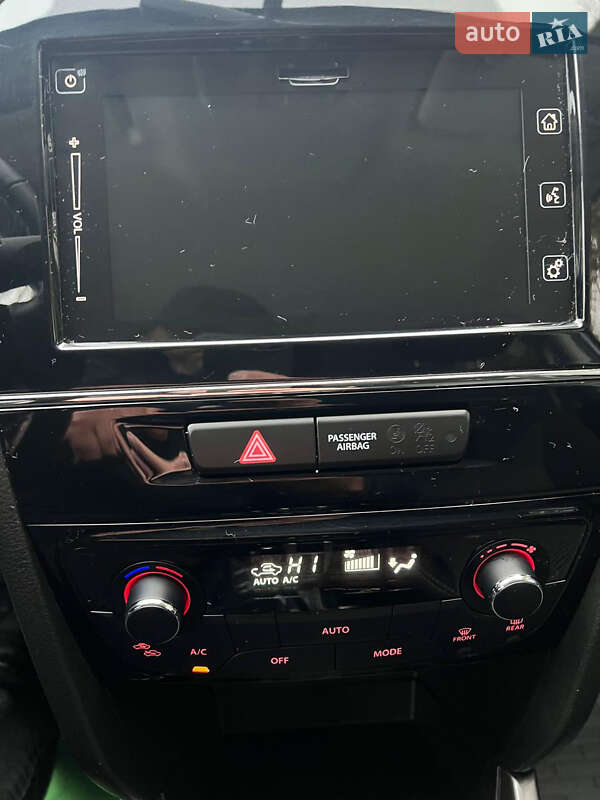 Внедорожник / Кроссовер Suzuki Vitara 2020 в Киеве