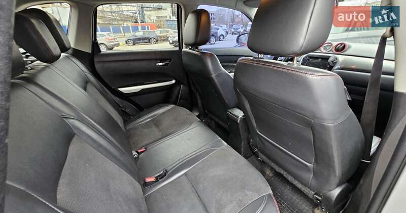 Внедорожник / Кроссовер Suzuki Vitara 2017 в Днепре