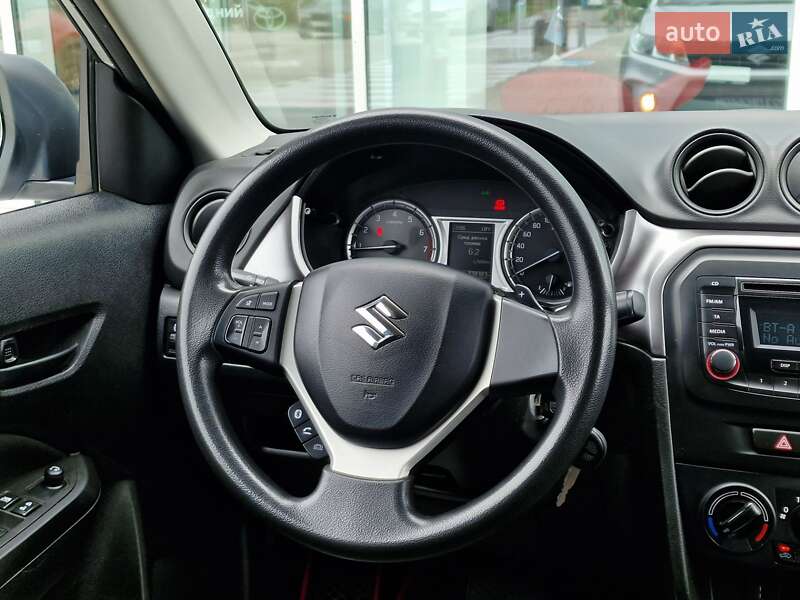 Позашляховик / Кросовер Suzuki Vitara 2021 в Рівному