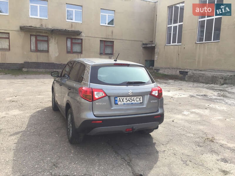 Позашляховик / Кросовер Suzuki Vitara 2017 в Харкові