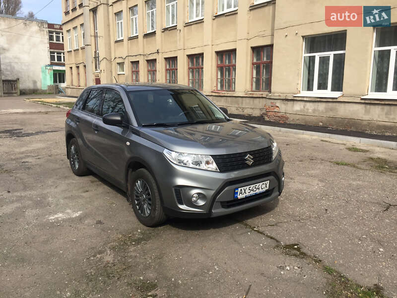 Позашляховик / Кросовер Suzuki Vitara 2017 в Харкові