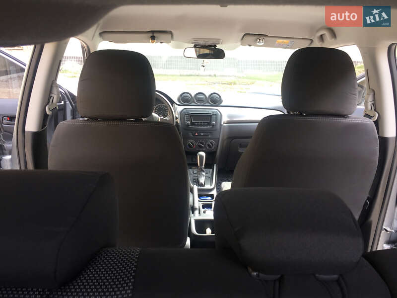 Позашляховик / Кросовер Suzuki Vitara 2017 в Харкові