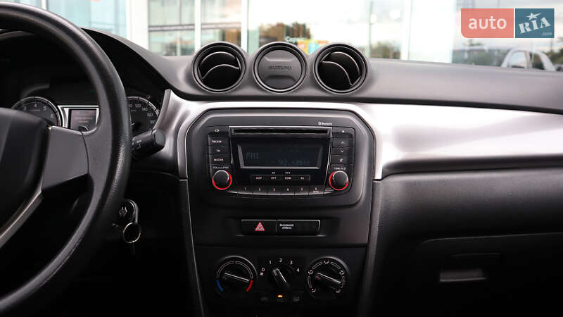 Позашляховик / Кросовер Suzuki Vitara 2021 в Рівному