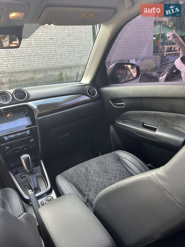 Позашляховик / Кросовер Suzuki Vitara 2019 в Києві