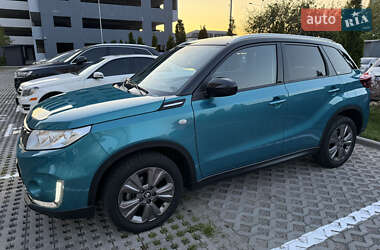 Внедорожник / Кроссовер Suzuki Vitara 2020 в Киеве