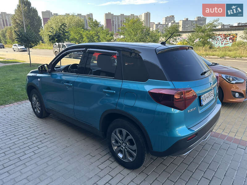 Внедорожник / Кроссовер Suzuki Vitara 2021 в Киеве