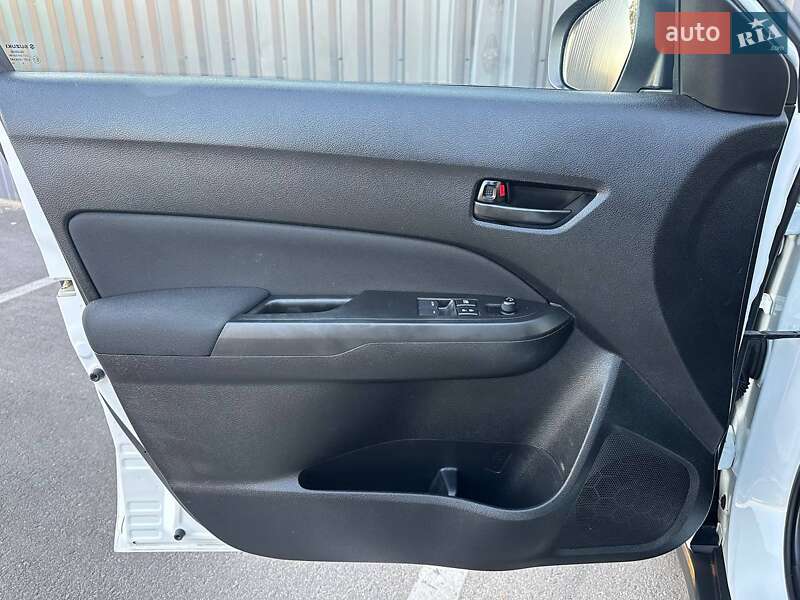 Позашляховик / Кросовер Suzuki Vitara 2018 в Києві фото 12 Позашляховик / Кросовер Suzuki Vitara 2018 в Києві