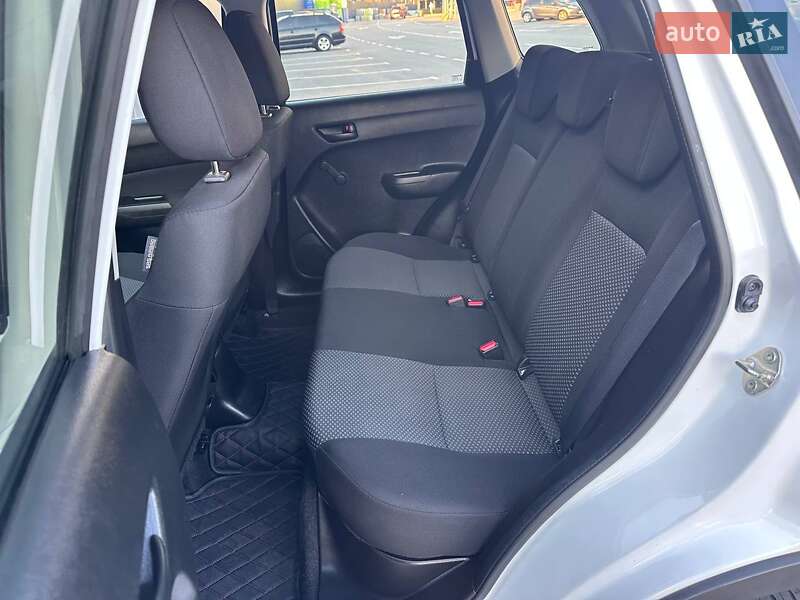 Позашляховик / Кросовер Suzuki Vitara 2018 в Києві фото 14 Позашляховик / Кросовер Suzuki Vitara 2018 в Києві