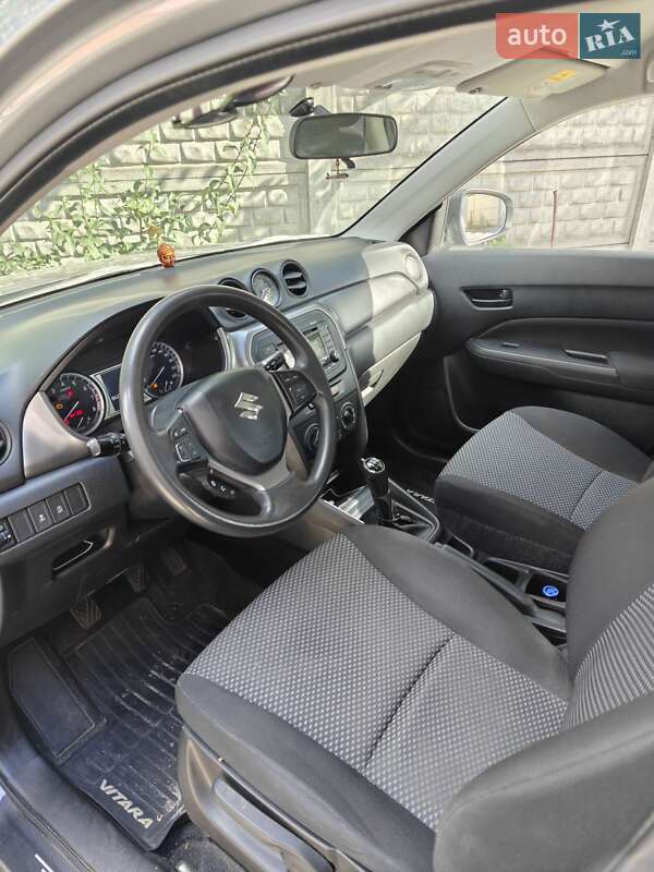 Внедорожник / Кроссовер Suzuki Vitara 2019 в Киеве