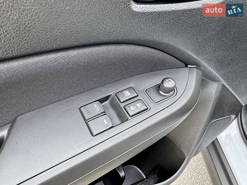 Внедорожник / Кроссовер Suzuki Vitara 2023 в Киеве