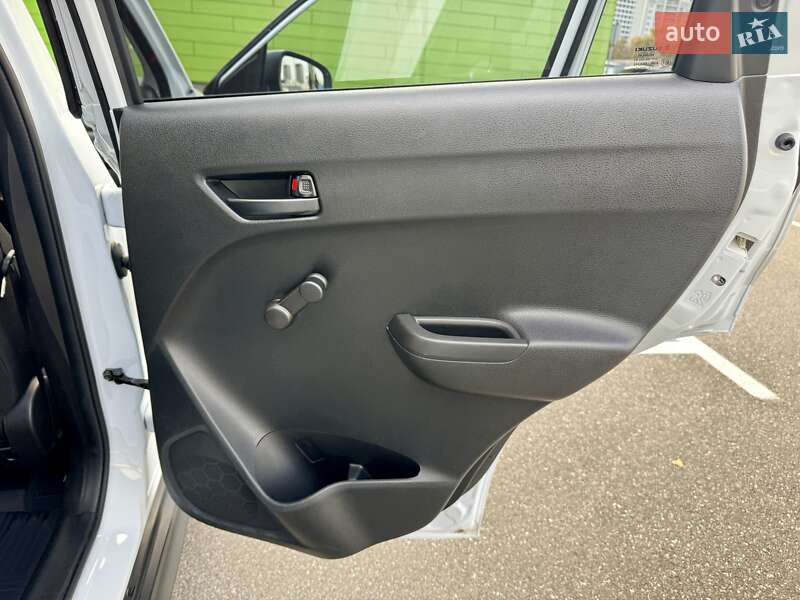 Внедорожник / Кроссовер Suzuki Vitara 2023 в Киеве