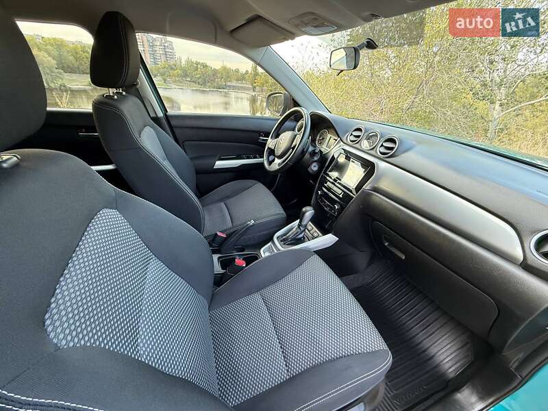 Внедорожник / Кроссовер Suzuki Vitara 2017 в Днепре