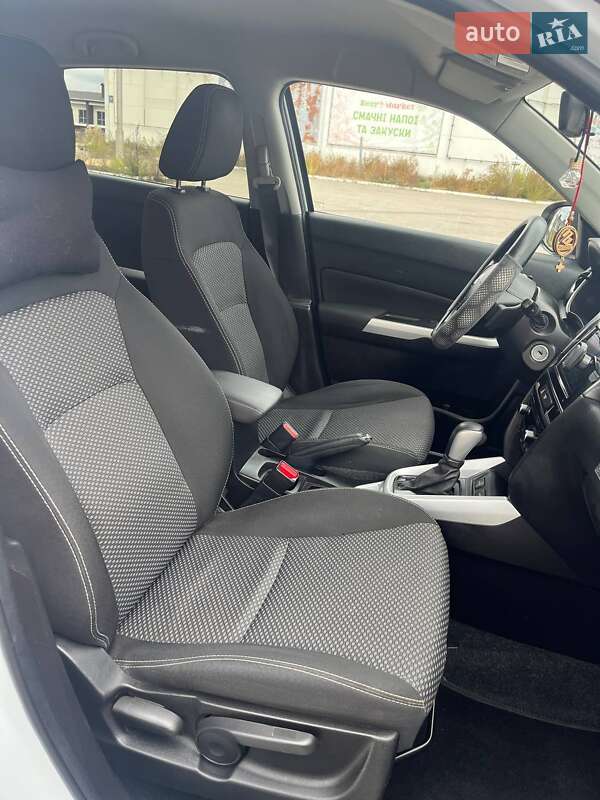 Внедорожник / Кроссовер Suzuki Vitara 2016 в Чернигове фото 10 Внедорожник / Кроссовер Suzuki Vitara 2016 в Чернигове