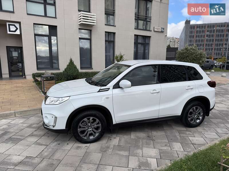 Позашляховик / Кросовер Suzuki Vitara 2023 в Києві фото 4 Позашляховик / Кросовер Suzuki Vitara 2023 в Києві