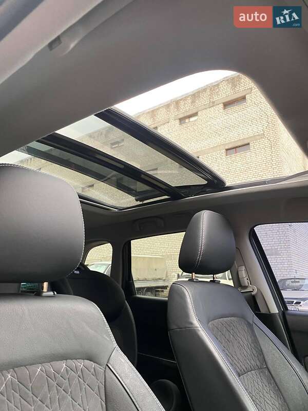 Позашляховик / Кросовер Suzuki Vitara 2019 в Харкові