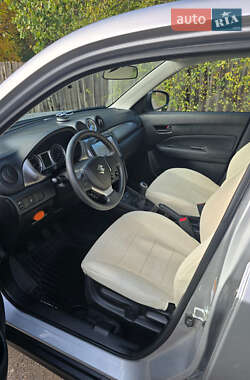 Внедорожник / Кроссовер Suzuki Vitara 2021 в 