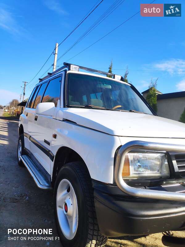 Внедорожник / Кроссовер Suzuki Vitara 1995 в Львове