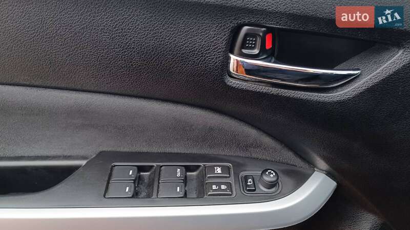 Внедорожник / Кроссовер Suzuki Vitara 2017 в Киеве фото 14 Внедорожник / Кроссовер Suzuki Vitara 2017 в Киеве