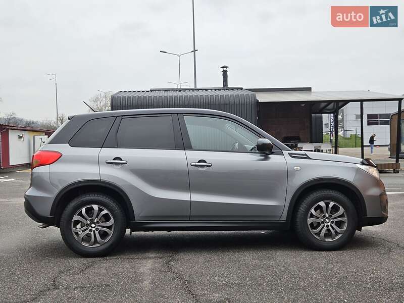 Внедорожник / Кроссовер Suzuki Vitara 2016 в Киеве фото 40 Внедорожник / Кроссовер Suzuki Vitara 2016 в Киеве