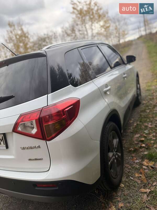 Позашляховик / Кросовер Suzuki Vitara 2018 в Києві