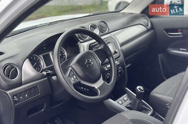 Позашляховик / Кросовер Suzuki Vitara 2017 в Хмельницькому