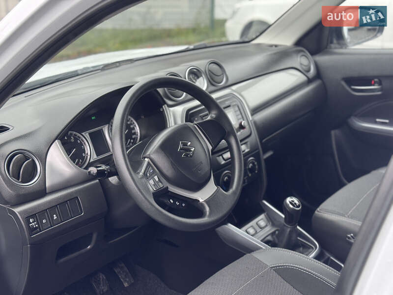 Внедорожник / Кроссовер Suzuki Vitara 2017 в Хмельницком фото Внедорожник / Кроссовер Suzuki Vitara 2017 в Хмельницком