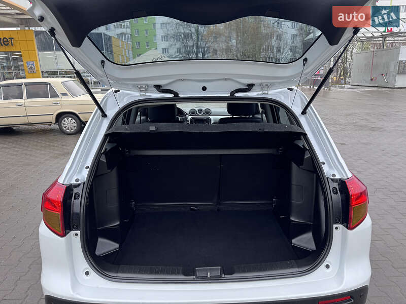 Внедорожник / Кроссовер Suzuki Vitara 2017 в Хмельницком фото 7 Внедорожник / Кроссовер Suzuki Vitara 2017 в Хмельницком