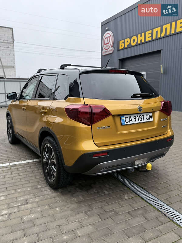 Внедорожник / Кроссовер Suzuki Vitara 2019 в Киеве