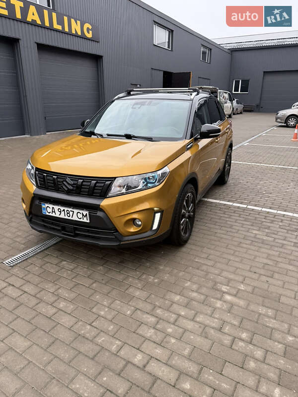 Внедорожник / Кроссовер Suzuki Vitara 2019 в Киеве