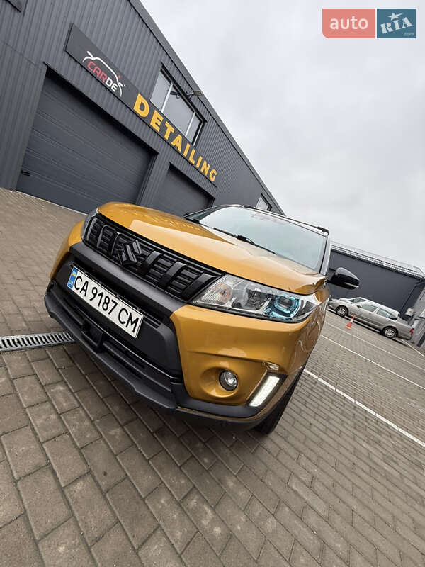Внедорожник / Кроссовер Suzuki Vitara 2019 в Киеве