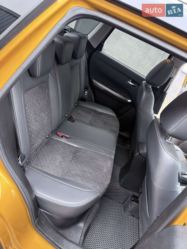 Внедорожник / Кроссовер Suzuki Vitara 2019 в Киеве