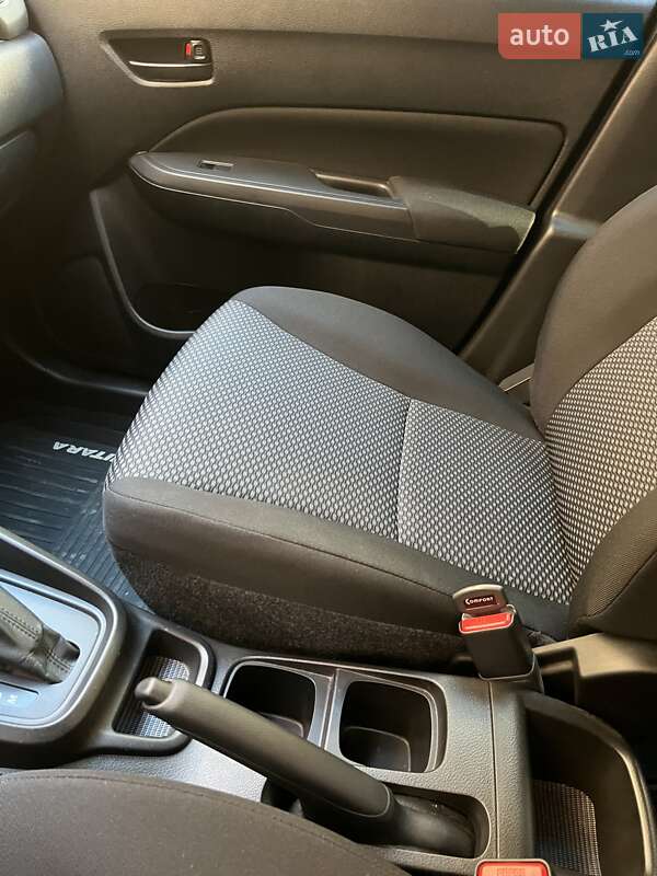 Позашляховик / Кросовер Suzuki Vitara 2021 в Івано-Франківську