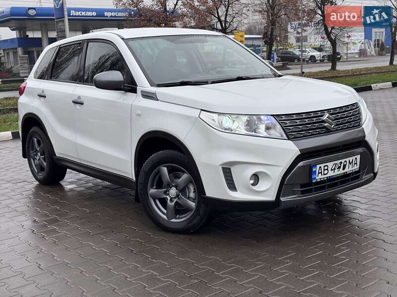 Внедорожник / Кроссовер Suzuki Vitara 2017 в Хмельницком