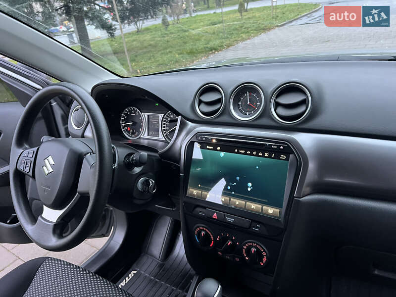 Внедорожник / Кроссовер Suzuki Vitara 2021 в Киеве